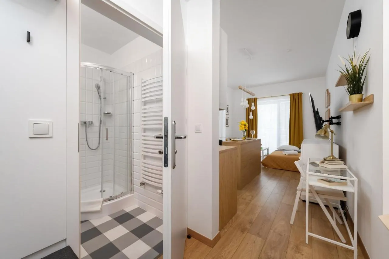 Marina Na Grobli Studio Apartments By Noclegi Renters Vratislav 0*,  Polsko