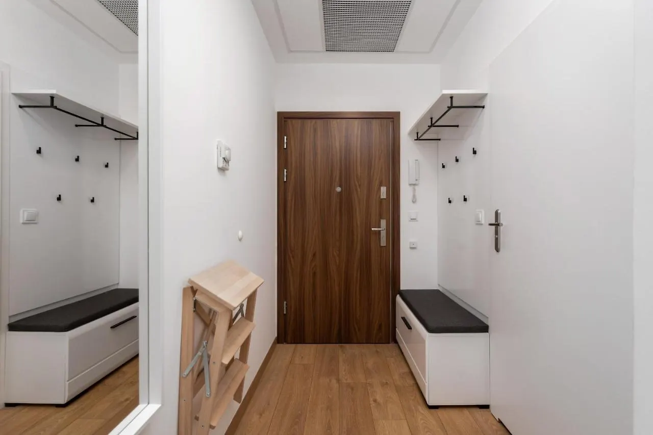 Marina Na Grobli Studio Apartments By Noclegi Renters Wrocław